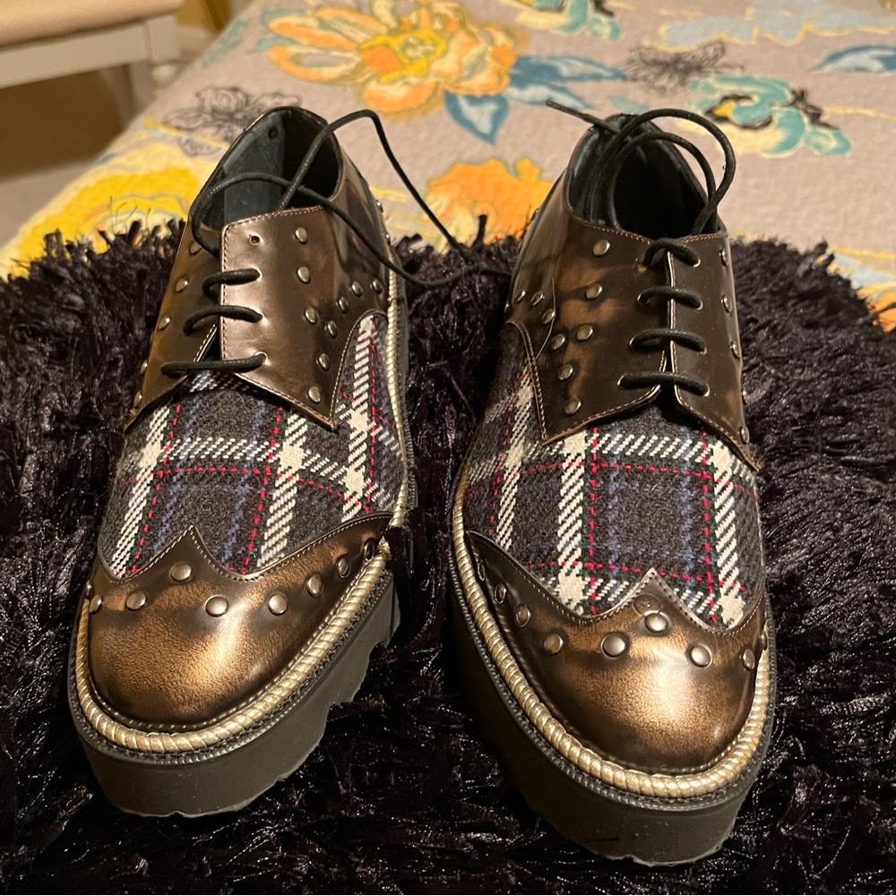 Baldinini never worn oxfords.